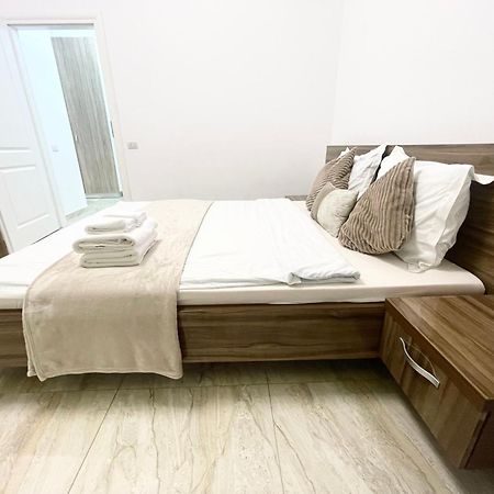 Central Adress Dd20 Bucarest Exterior foto